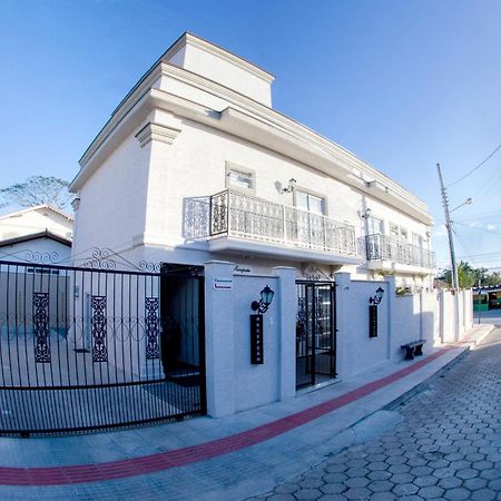 Villa Di Manu Pousada Пенья Экстерьер фото