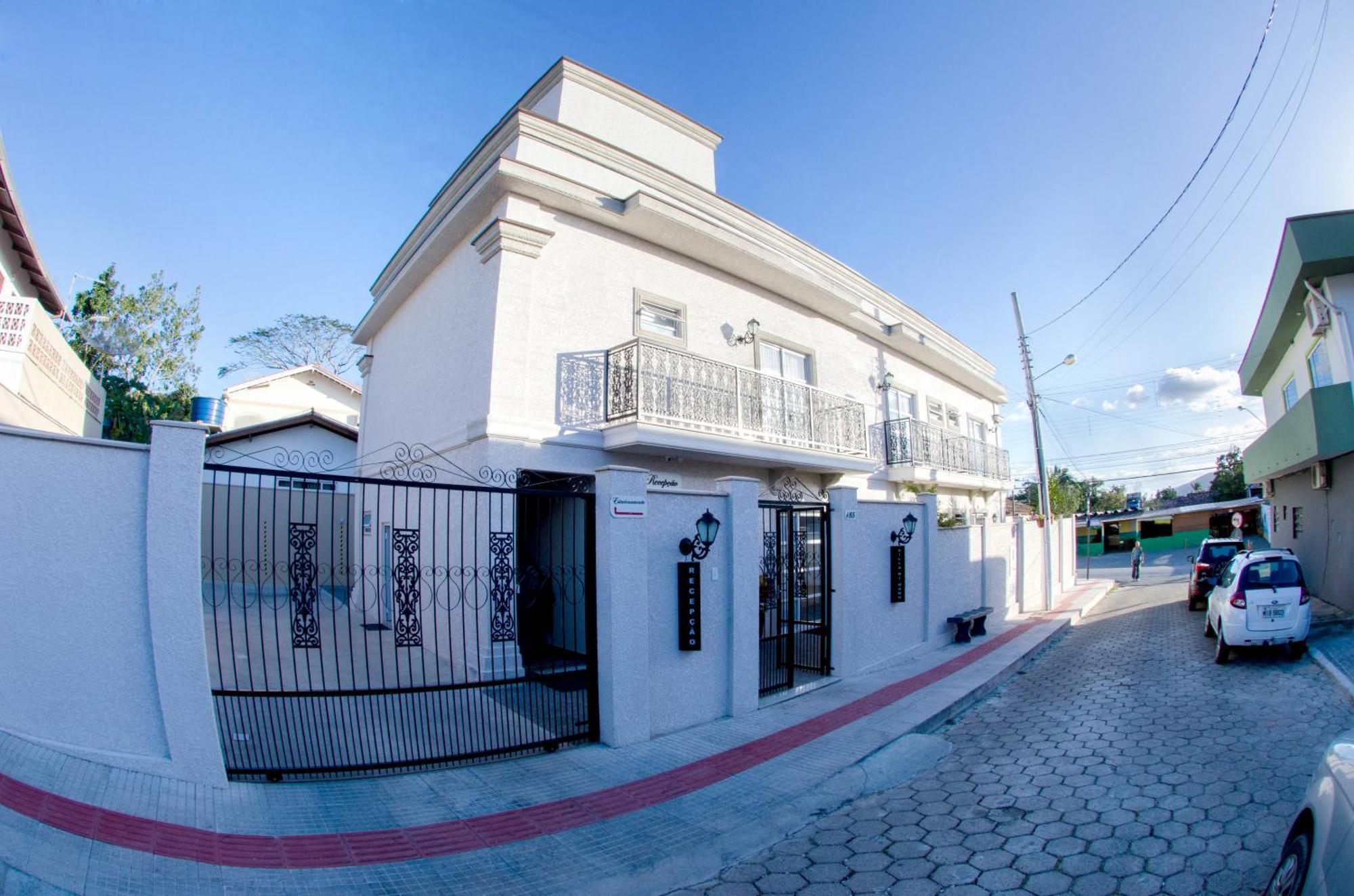 Villa Di Manu Pousada Пенья Экстерьер фото